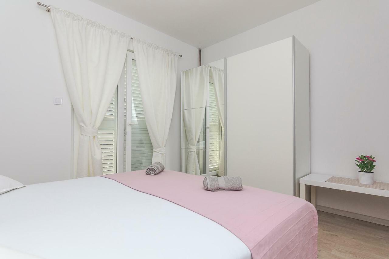 Apartments A&B Makarska Exterior foto